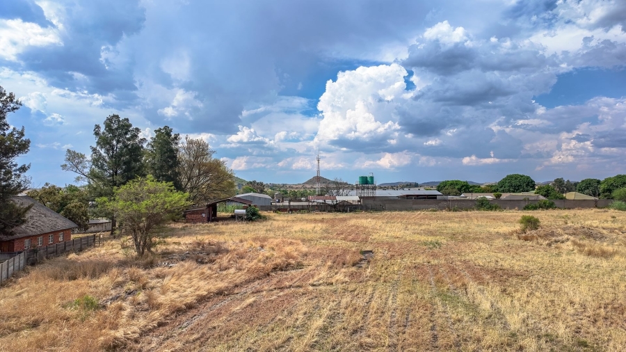 5 Bedroom Property for Sale in Rustenburg Rural North West